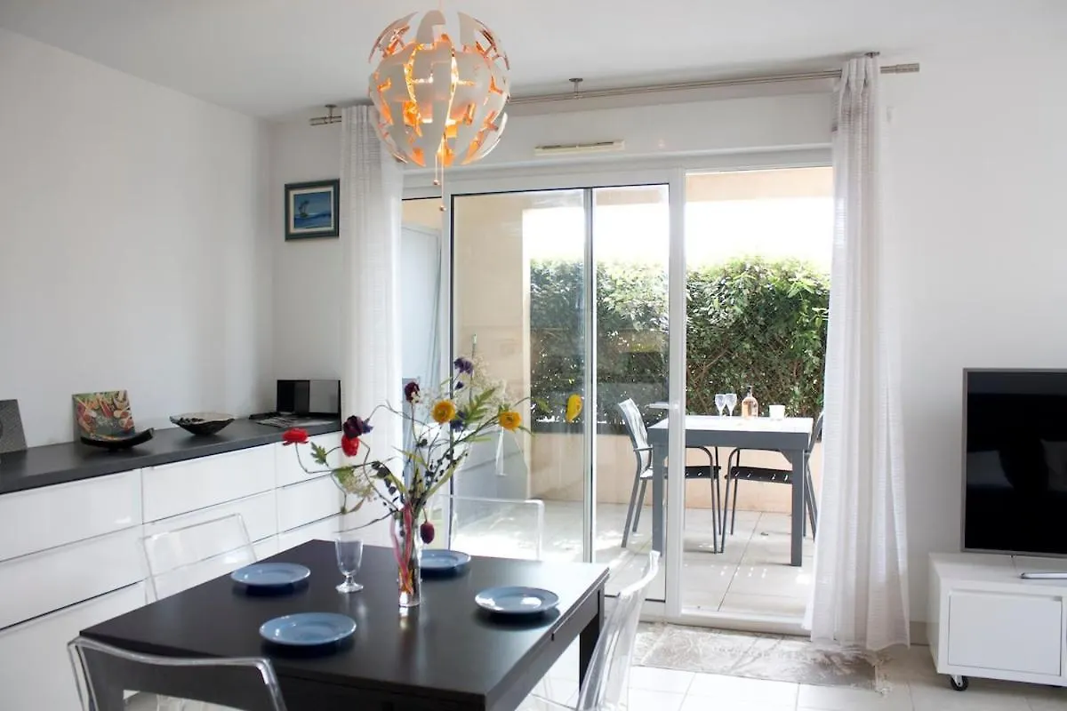 Lyloa - Terrasse - Plage - Garage - Climatisation- Et Tranquillite Six-Fours-les-Plages Lejlighed